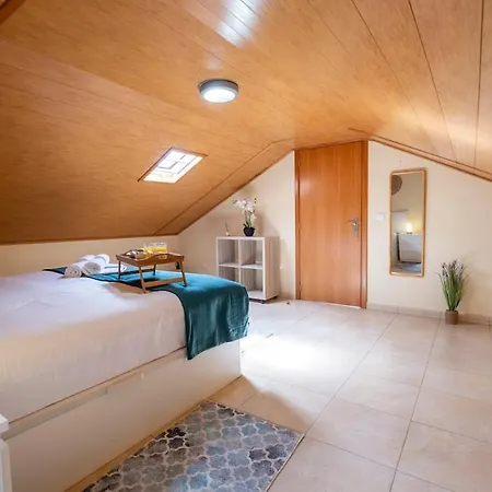 Nati's House Relogio do Poiso