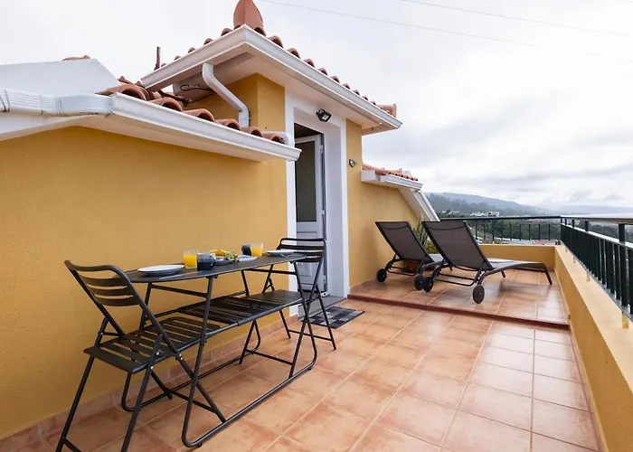 Nati's House * Relogio do Poiso